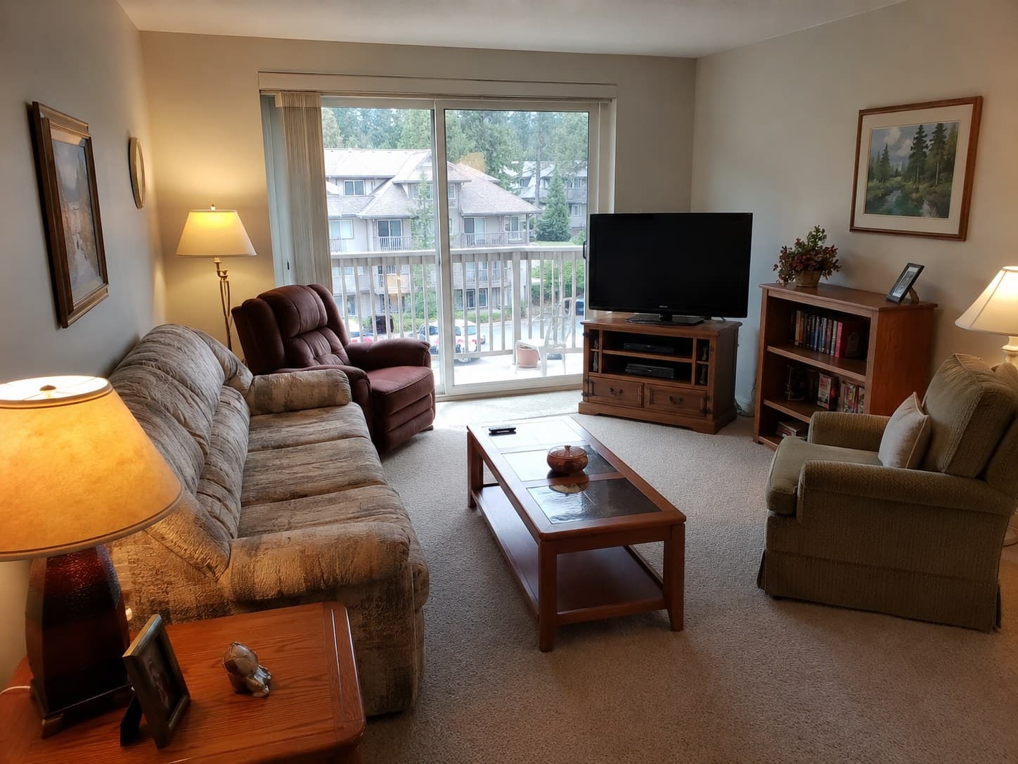 Occupied unit, cleared and re-staged before virtual staging